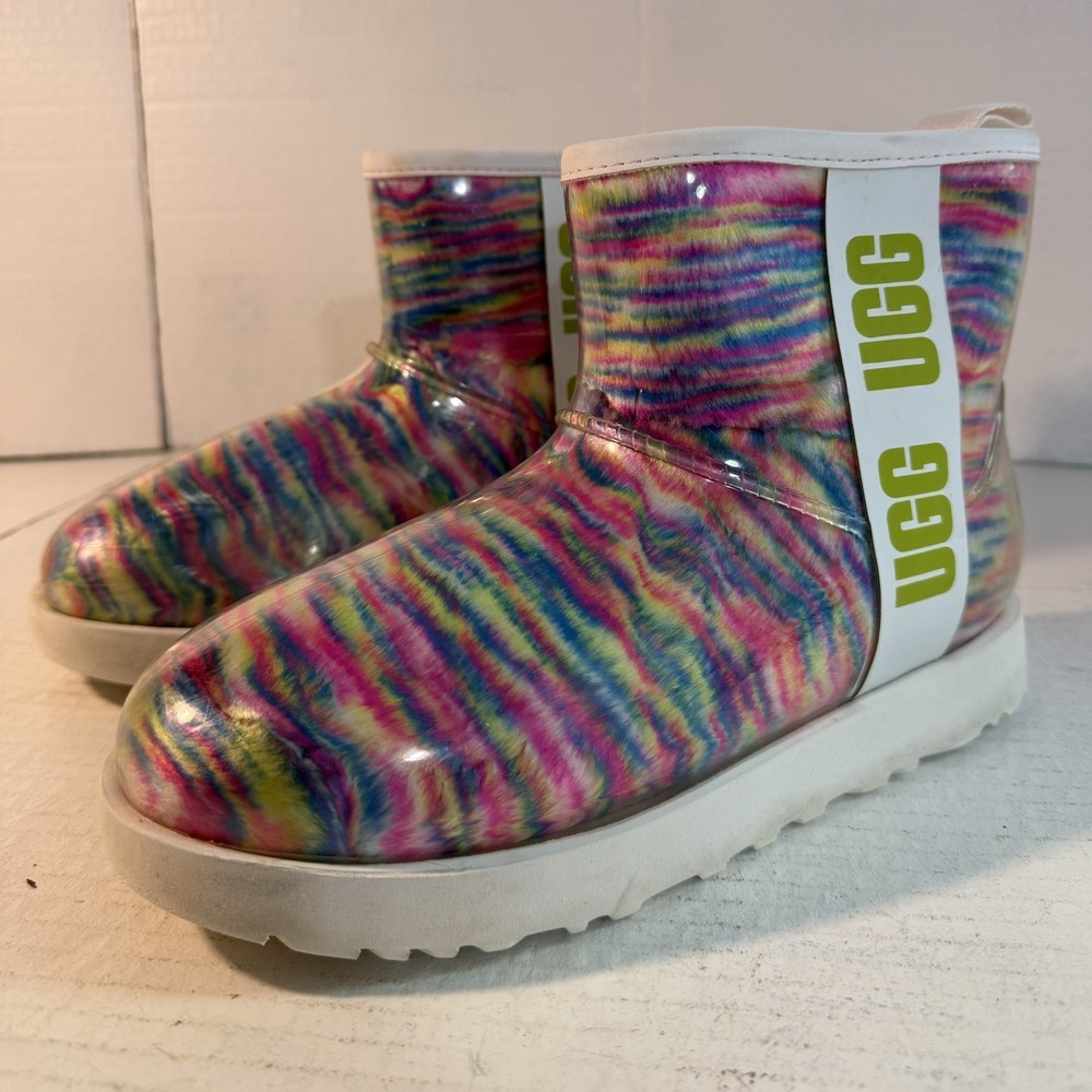 UGG Rain Boots Women Sz 7 Mini Clear Pixelate Rainbow Fur Animal Cutegoth Kawahi